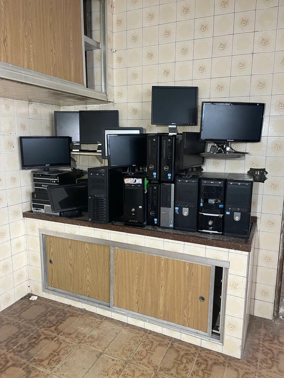 Lote de computadores