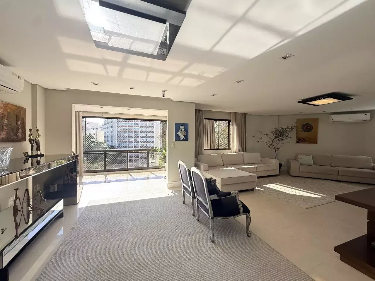 Imóvel à Venda | Apartamento 3 quartos (2 suítes) + 2 vagas, Centro Florianópolis