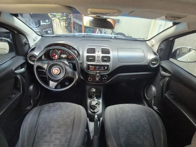 Fiat Palio Attractive 1.0 EVO Fire Flex 8V 5P 2017 - Foto 10