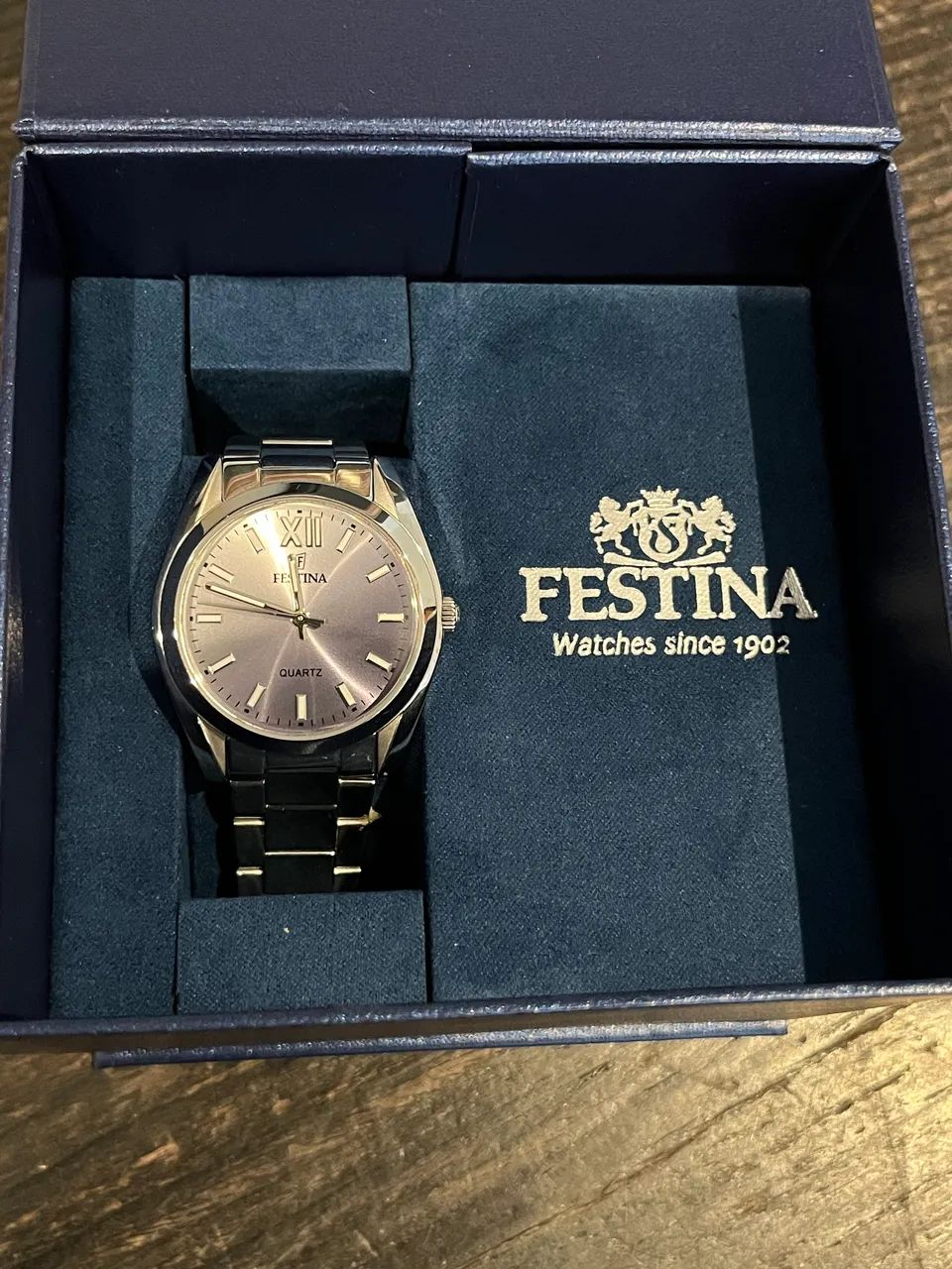 Relógio Festina com mostrador cinza e pulseira de aço inoxidável - Foto 2