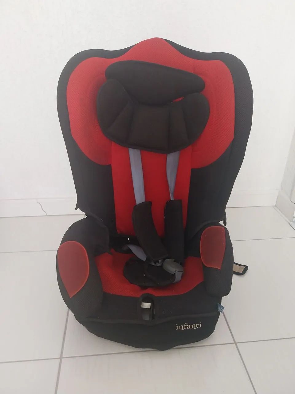 Cadeirinha Infantil carro
