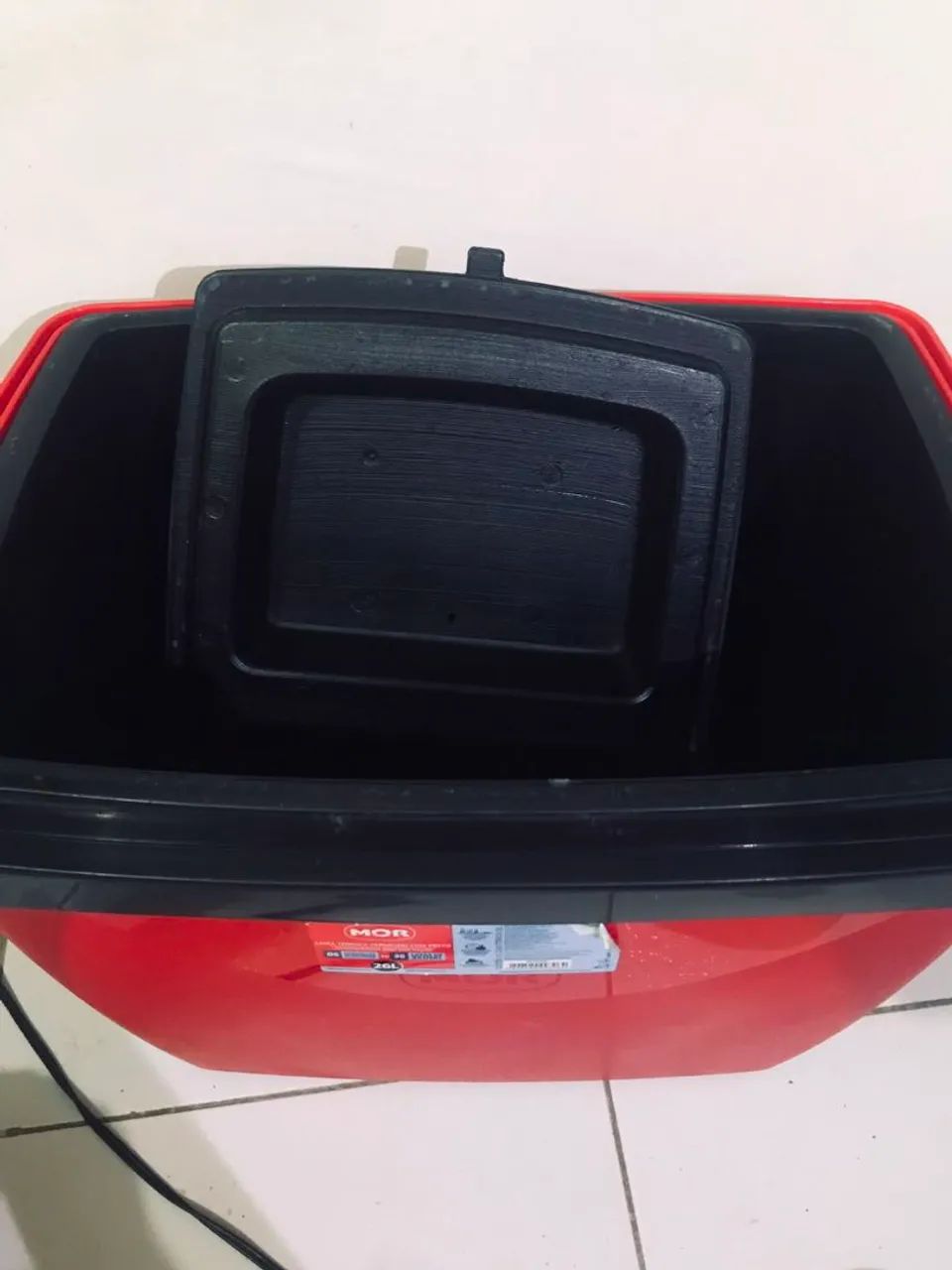 Caixa térmica de 26L