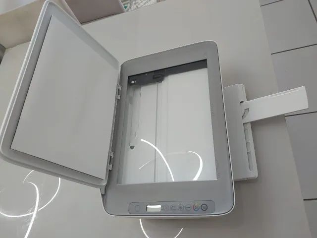 Impressora WiFi Multifuncional HP DeskJet Ink Advantage 2776 - Foto 5