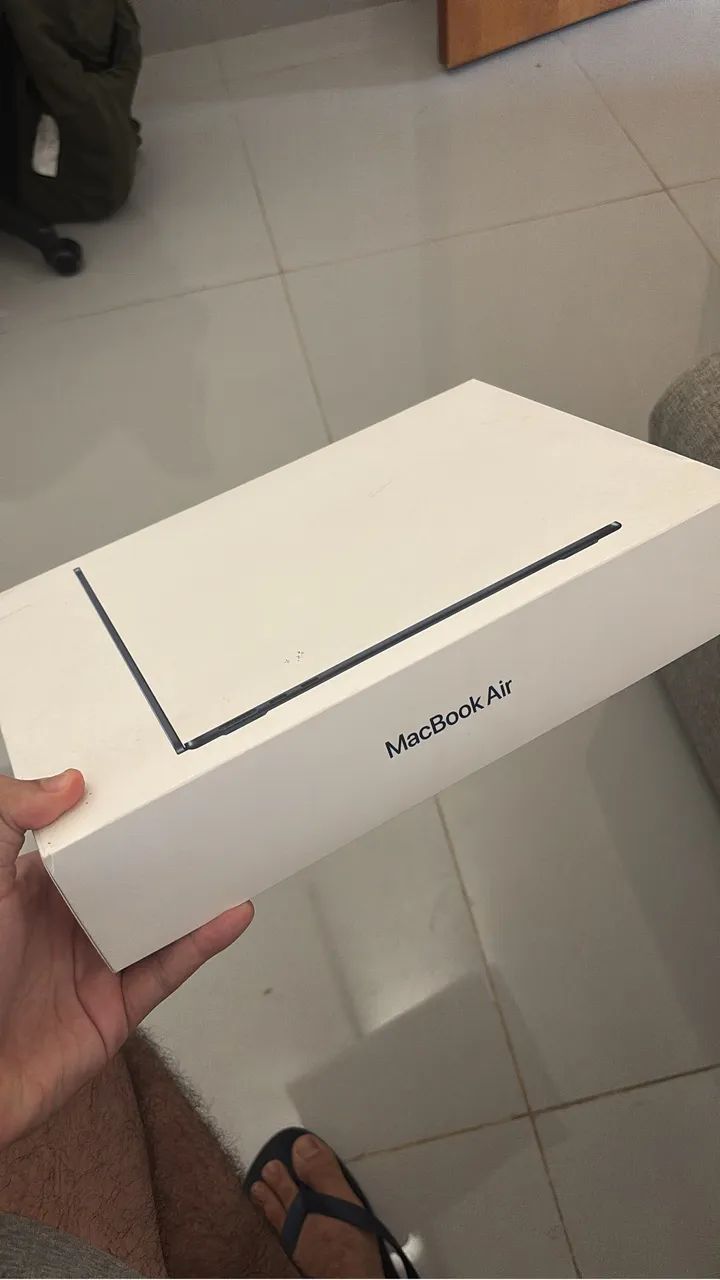 Caixa Macbook Air M2