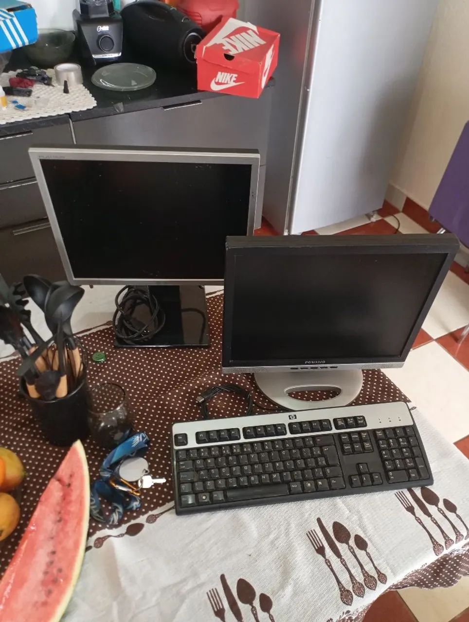 Monitores  LG e Positivo usados  - Foto 4