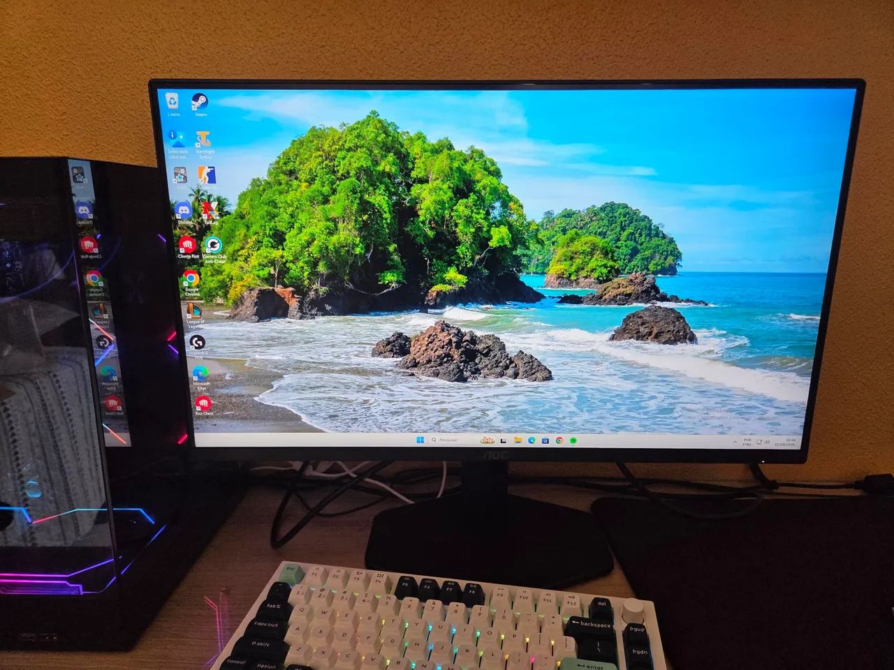 Monitor AOC 310 Hz - 9 meses de uso