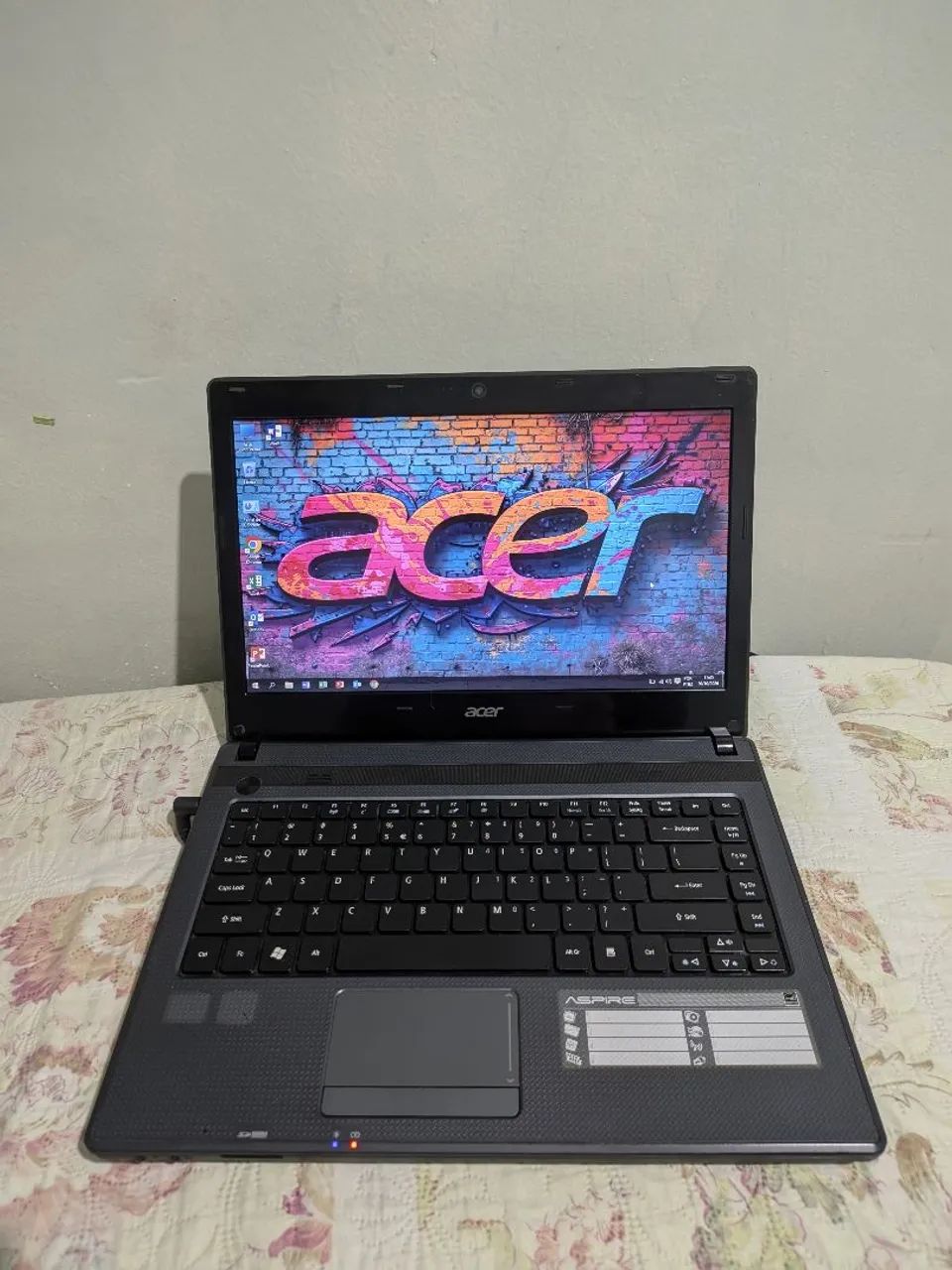 Notebook Acer / Intel / 4GB / HD 500GB c/ Windows 10