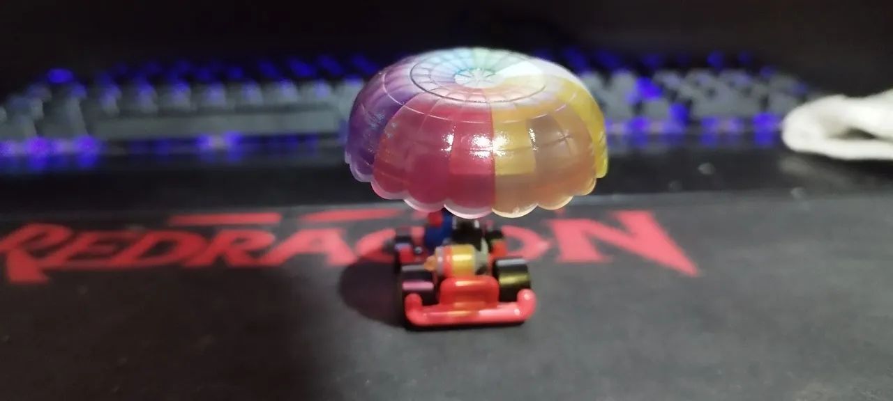 Hotwheels Mario Kart - Mario Pipe Frame - com Parachute glider - Foto 2