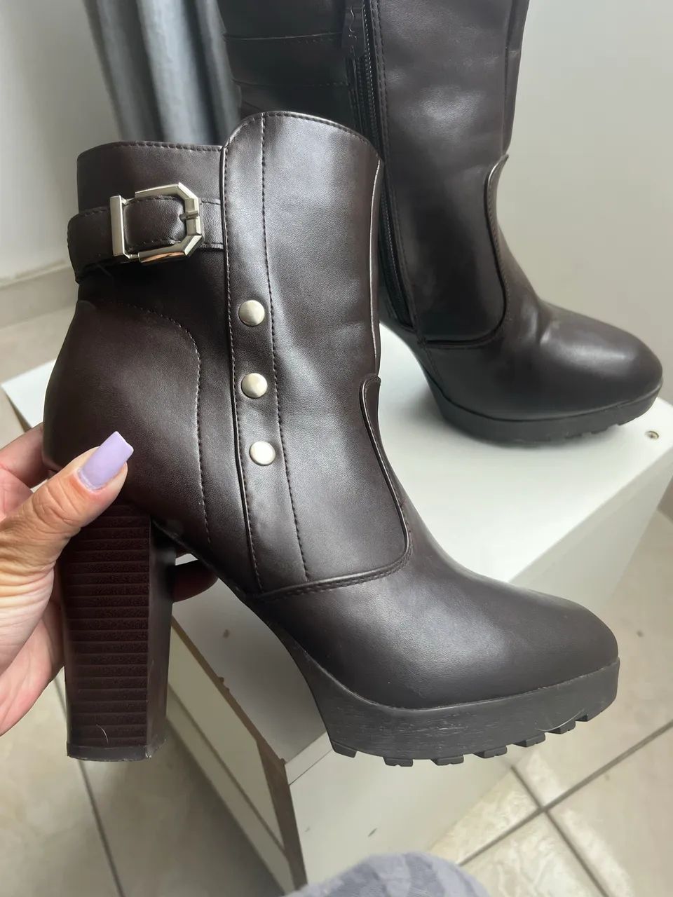 Bota Marrom