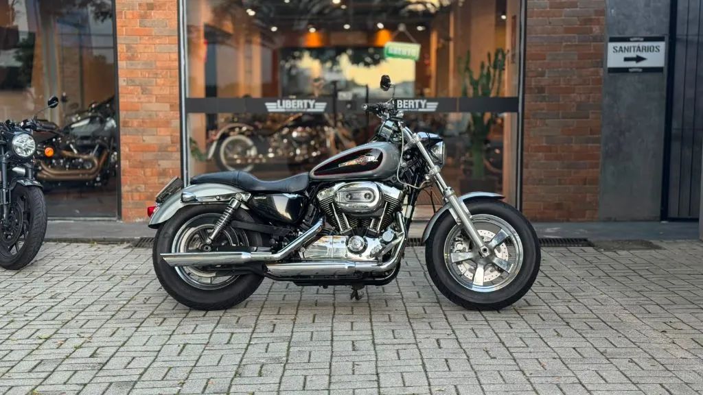 XL 1200 CUSTOM