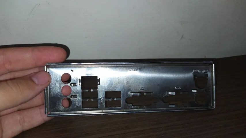 Placa Mãe ASRock N68-S3 FX AM3+ (COM DEFEITO / NO ESTADO) + Acessórios - Foto 2