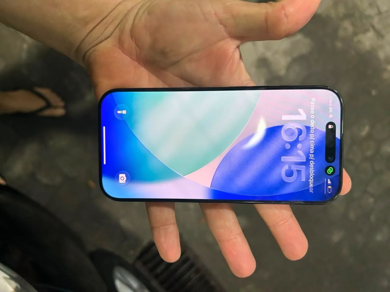 iPhone 16 pro 128gb - Foto 2
