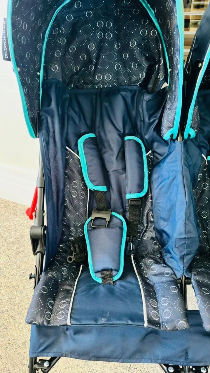 Carrinho de bebê duplo  - Foto 3