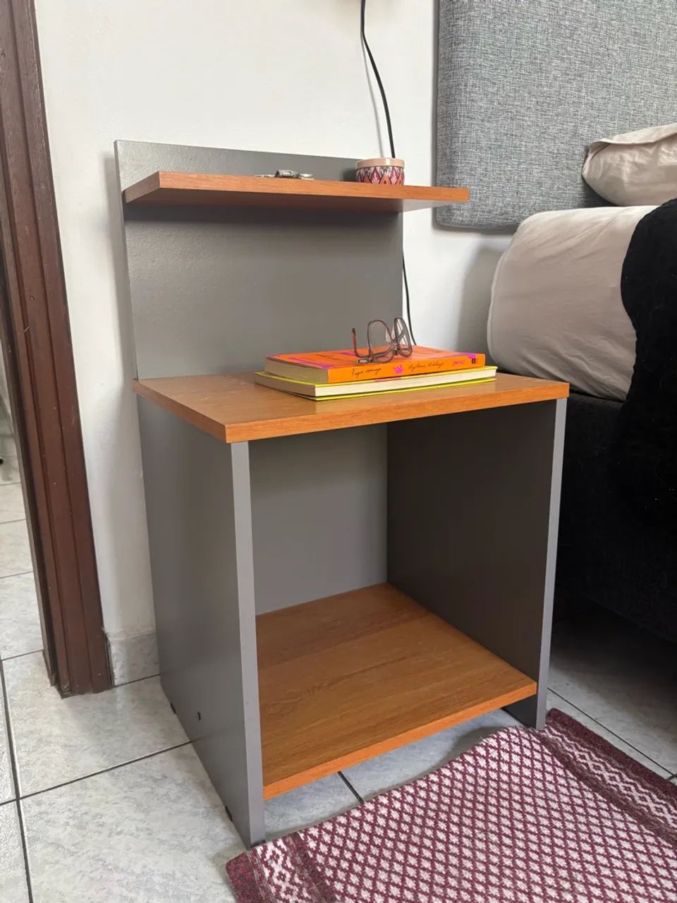 Mesa de cabeceira 2 peças 