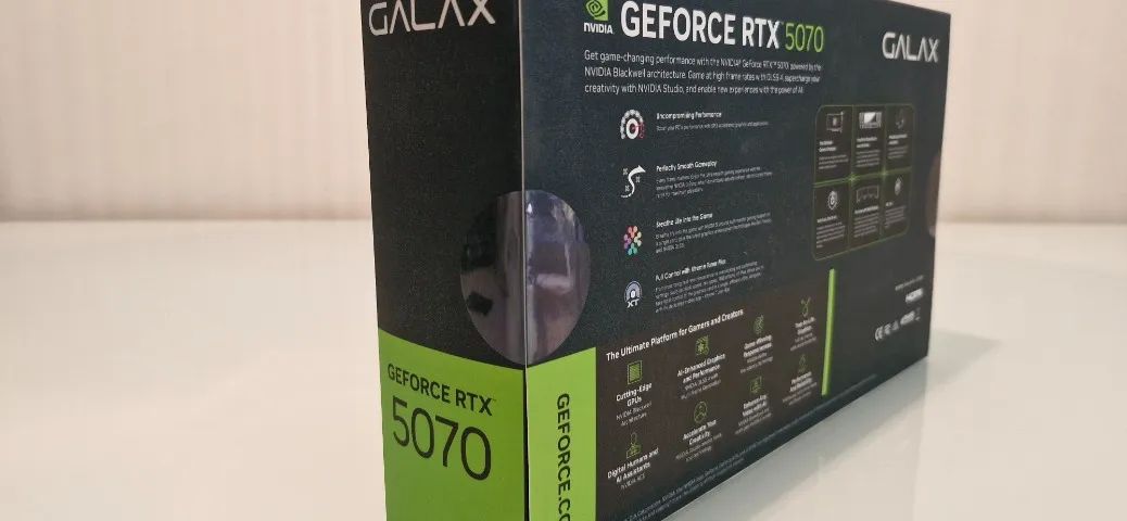 Placa de Vídeo Nvidia RTX 5070 12gb Galax OC - Foto 2