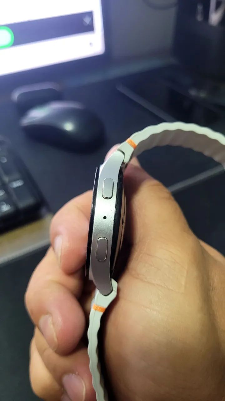 Smartwatch sansung 7 LTE. - Foto 5