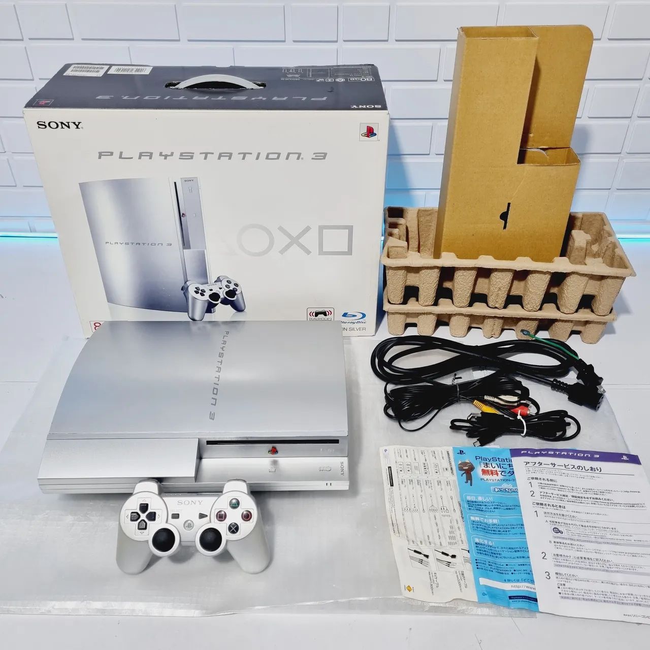 J119- PS4 FAT SATIN SILVER