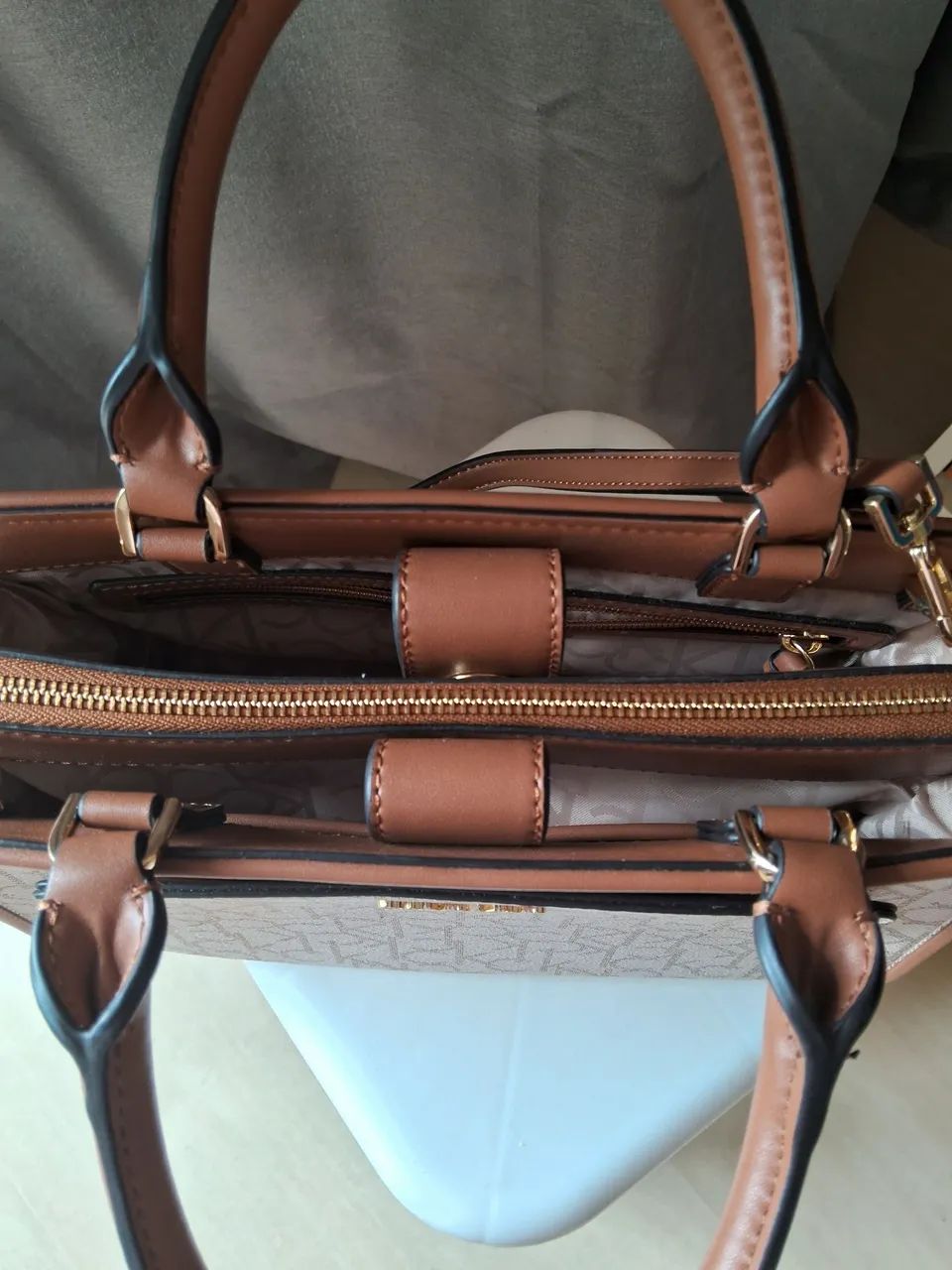 Bolsa Calvin Klein branca - Foto 3