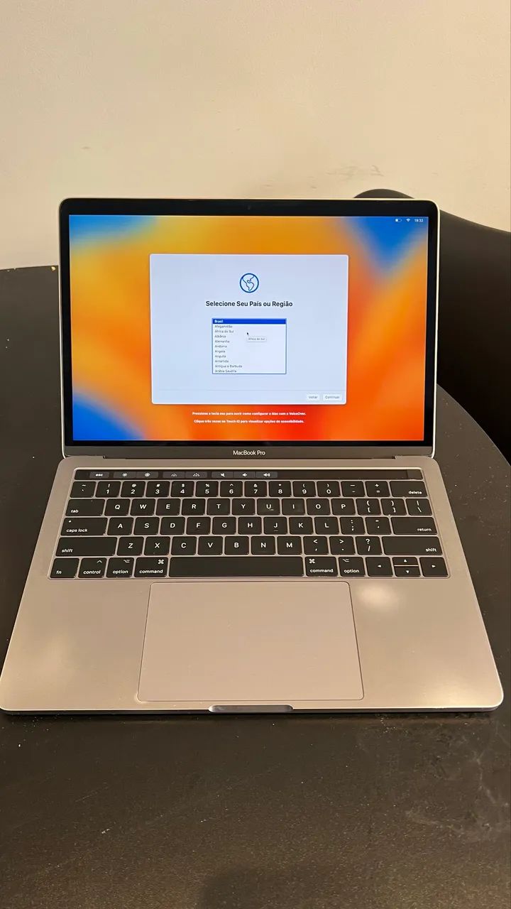 MacBook 2017 8GB RAM 256GB Touchbar muito conservado - Notebooks