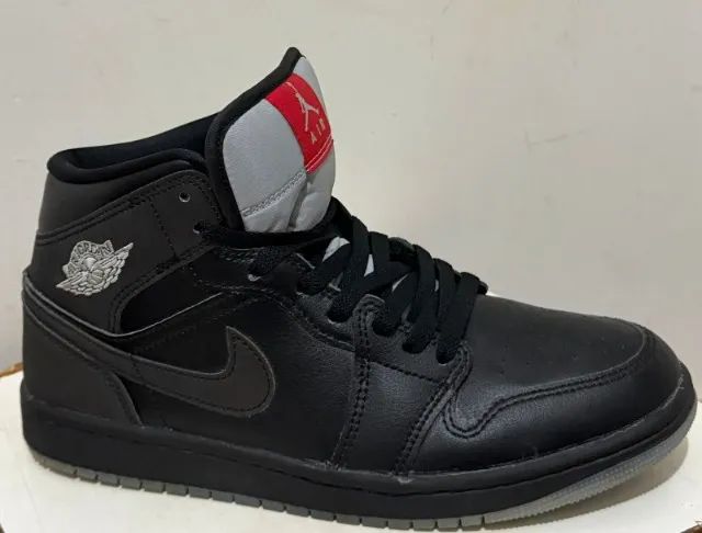 ORIGINAL Nike Air Jordan 1 Mid se Black/White 