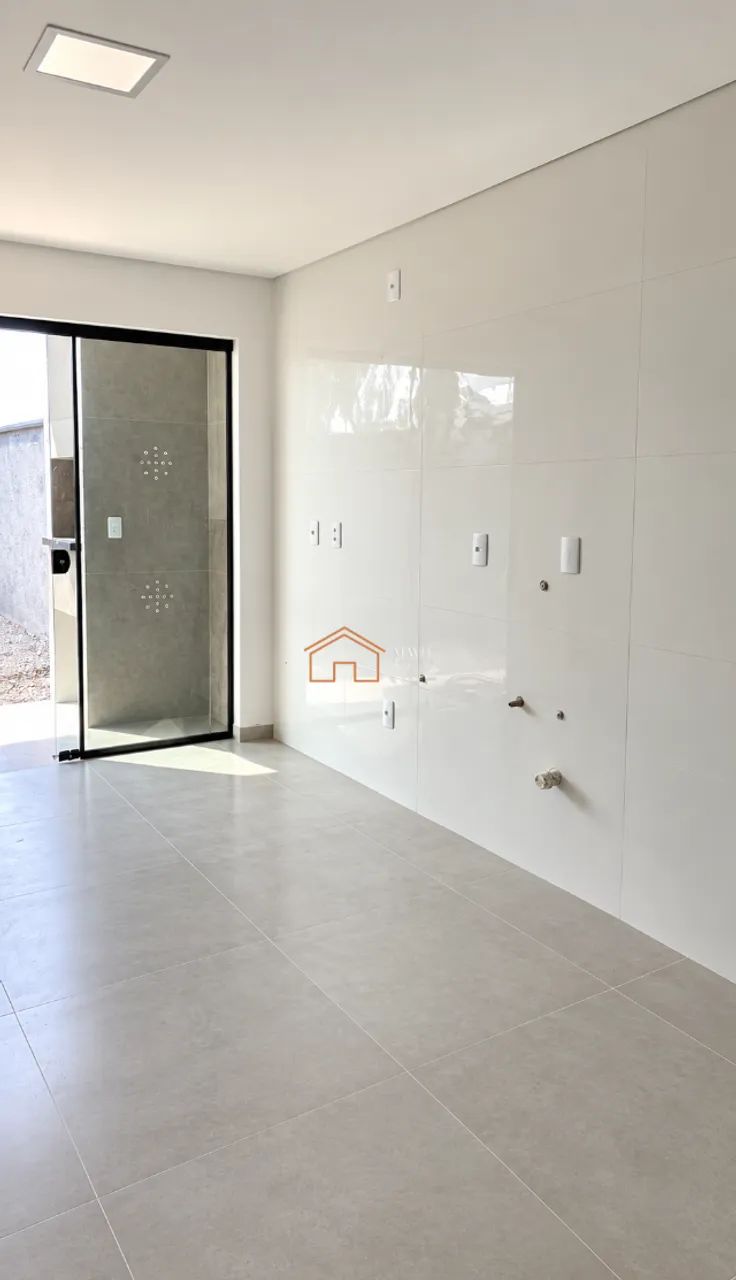 Sobrado 2 Suítes com Amplo Espaço nos Fundos | Costa e Silva - Foto 2