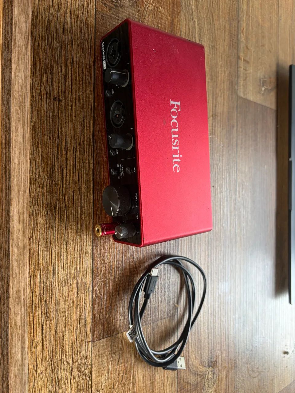 Focusrite Scarlett 2i2 3ª Geração - Interface de Áudio USB Completa - Foto 3
