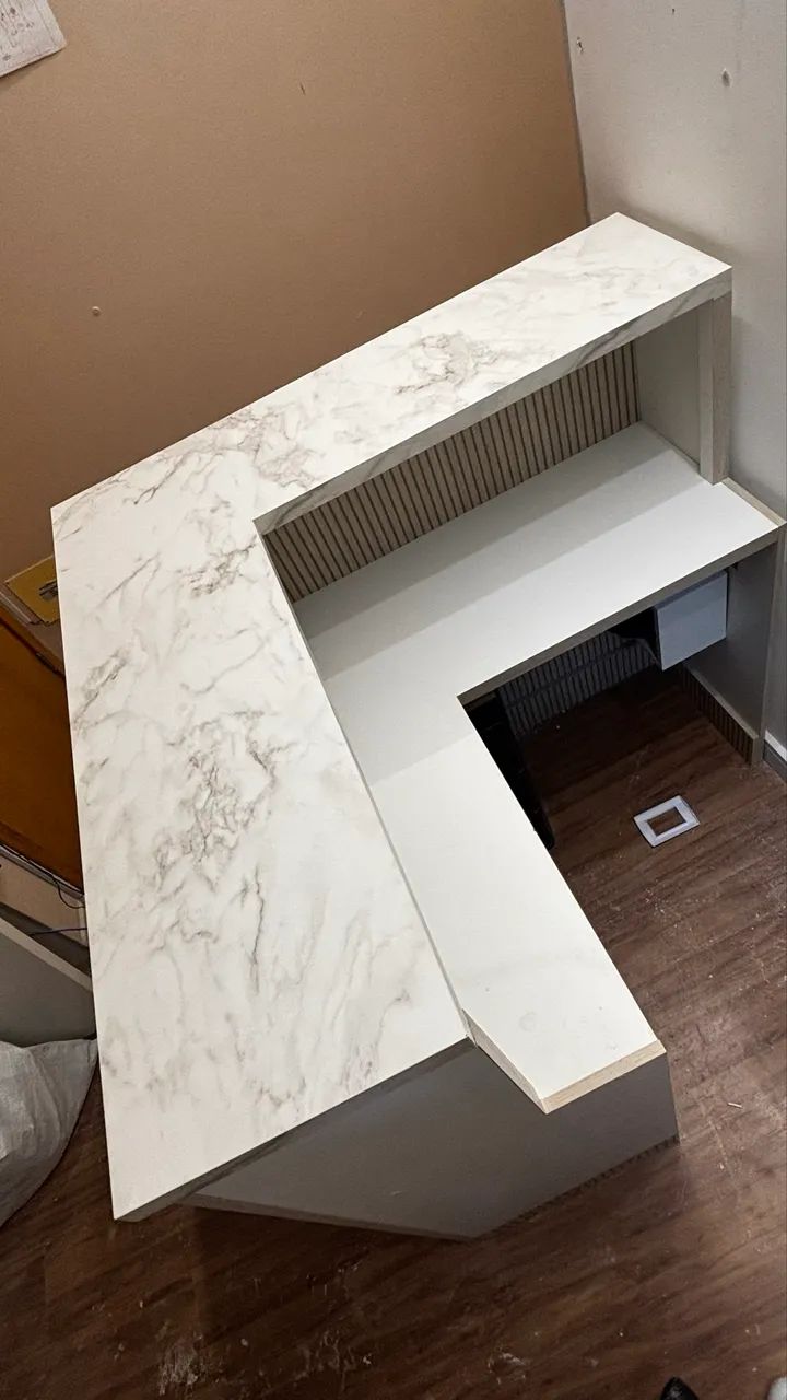 Reception Counter434777978895093764