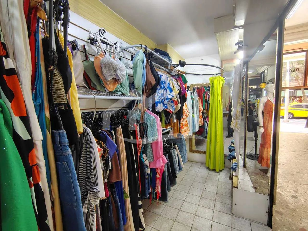 Loja de galeria no Posto 5!! - Foto 3