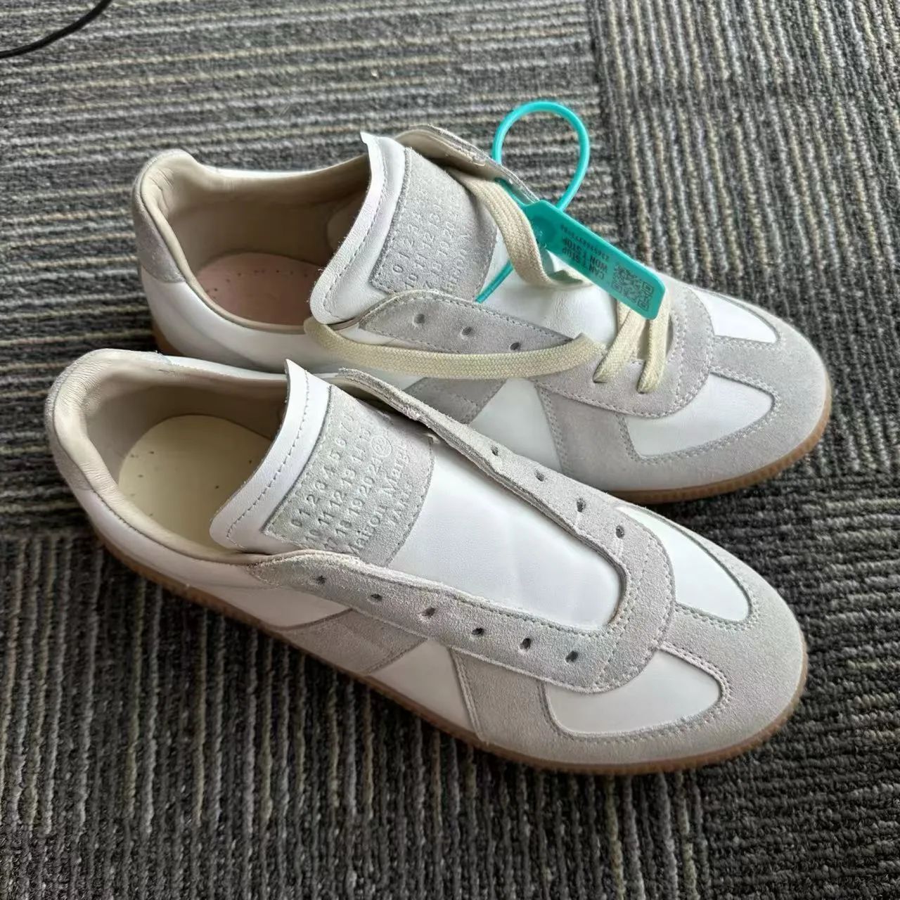 Tênis Maison Margiela Gats 41 - Foto 4