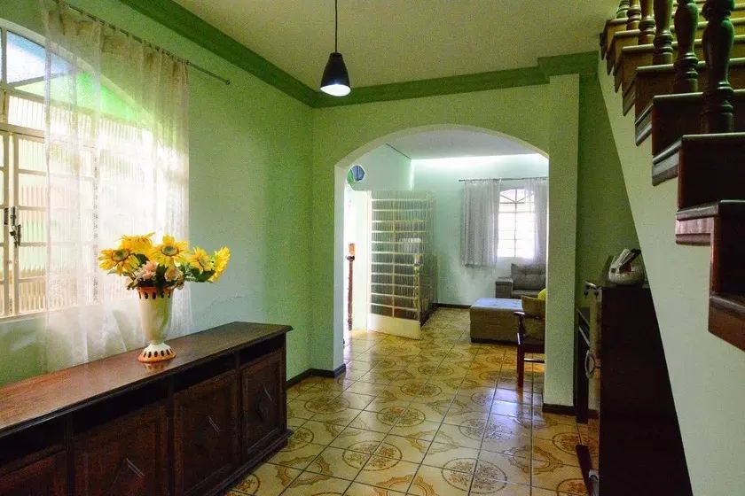 Casa à Venda - Dom Bosco, 3 Quartos, 300 m2 - Foto 3
