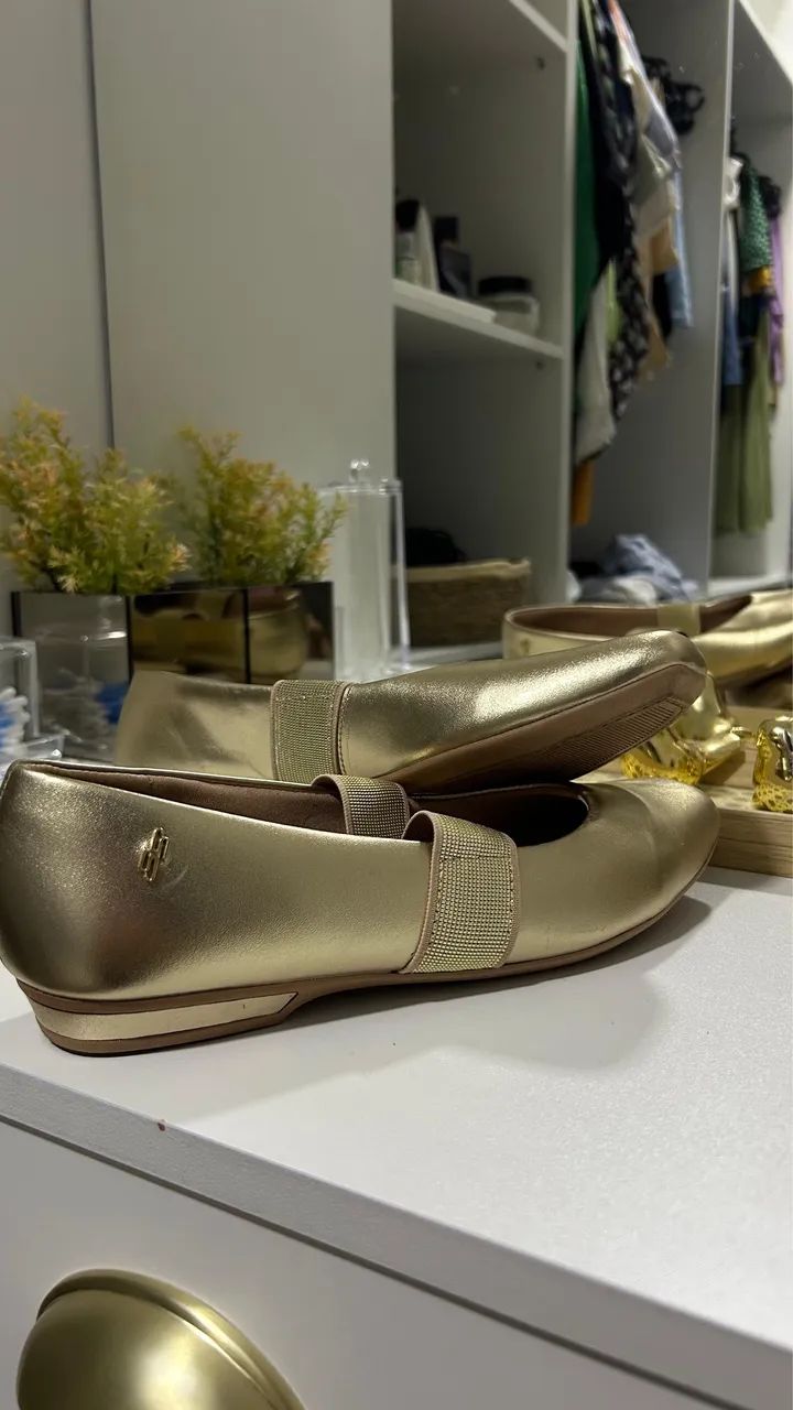 Sapatilha dourada usaflex  - Foto 3