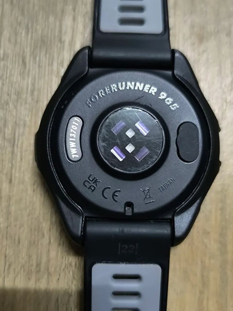 Relógio Garmin 965 Forerunner lindo  - Foto 4