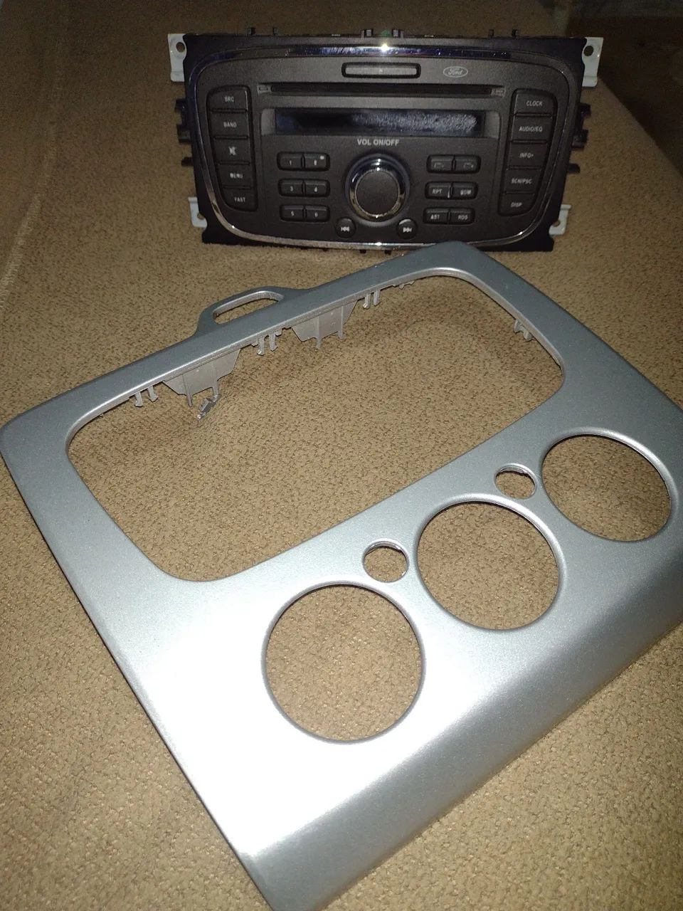 Rádio CD Ford Focus original  - Foto 3