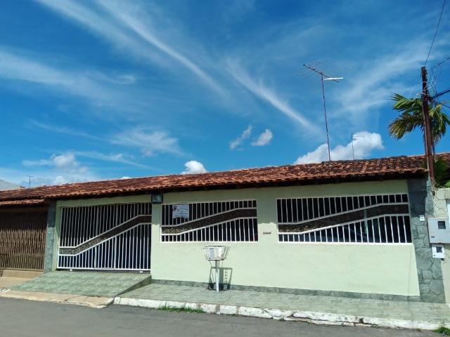 Valparaíso-Go.Casa de 3qts,Suíte,2 Salas e Piscina.Ac.Financiamento e FGTS!