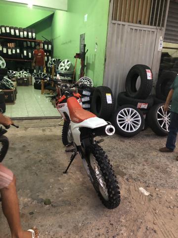 Vendo ou troco crf230 2017 estado de zero - Foto 3