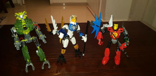 Bonecos LEGO