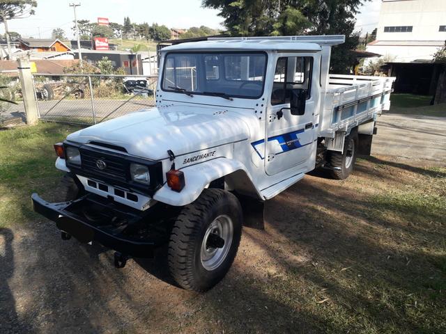 Toyota Bandeirantes 4x4 1989