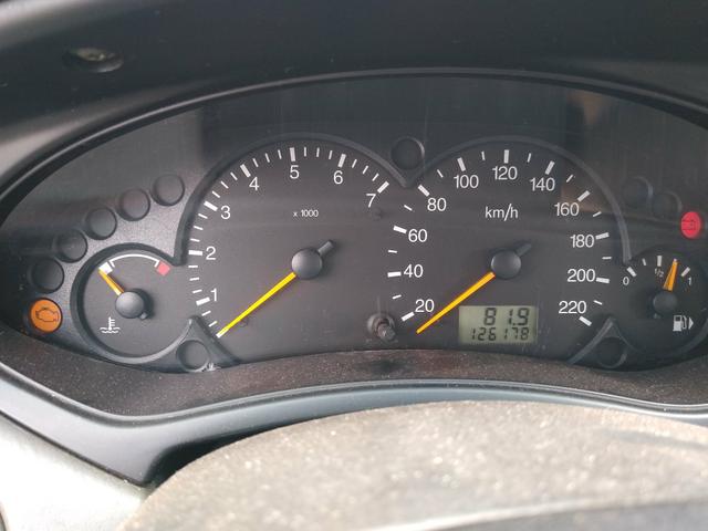 Focus sedan guia 2001 - Foto 6