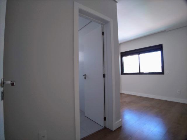 Apartamento no Centro em Itajaí. 3 Suítes, 147M², 2 Vagas de Garagem - Foto 10