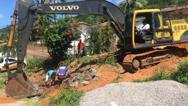 Escavadeira Volvo EC210B - Foto 3