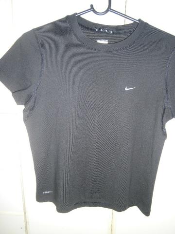 Camiseta Nike Fit - Foto 6
