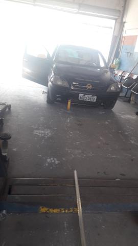 Corsa Hatch - Foto 2