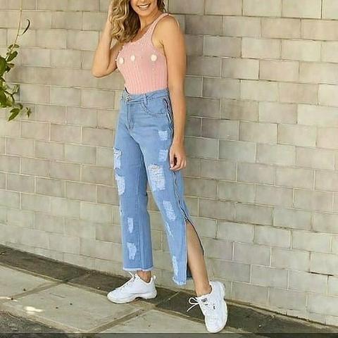 Temos mas modelos e roupas à parte de $50reais só chama no zap - Foto 2
