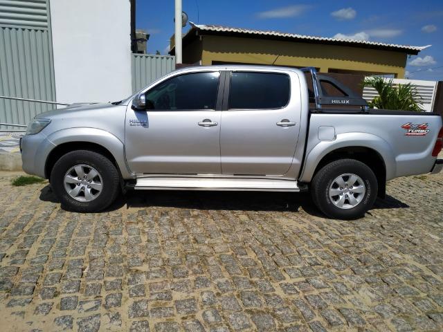 Toyota Hilux 2013/2013 4x4 SRV Diesel, automática, completa de tudo - Foto 3