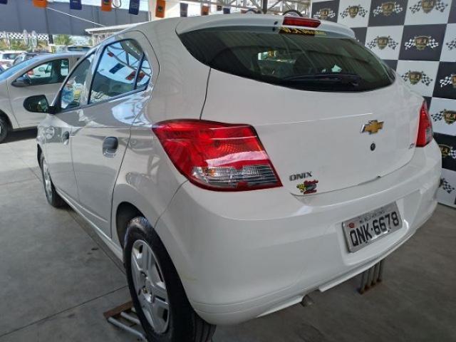Chevrolet onix 2018 1.0 mpi joy 8v flex 4p manual - Foto 4