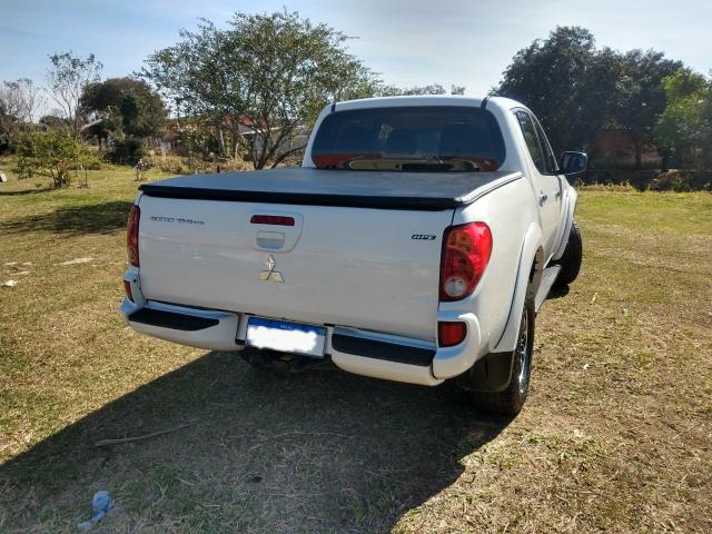 Mitsubishi L200 Triton HPE 3.2 top de linha 4x4 turbo - Foto 13