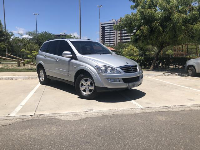Kyron 2.0 diesel 4x4 automática - Foto 2