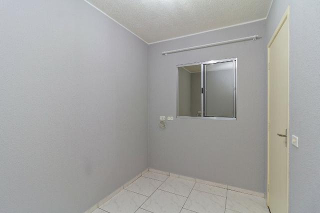 Apartamento ótimo, próximo ao terminal pinheirinho em frente ao mercado condor - Foto 10