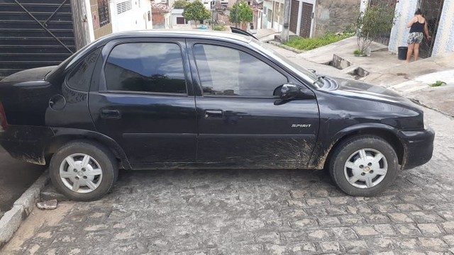VENDO CORSA 2008 MODELO 2009