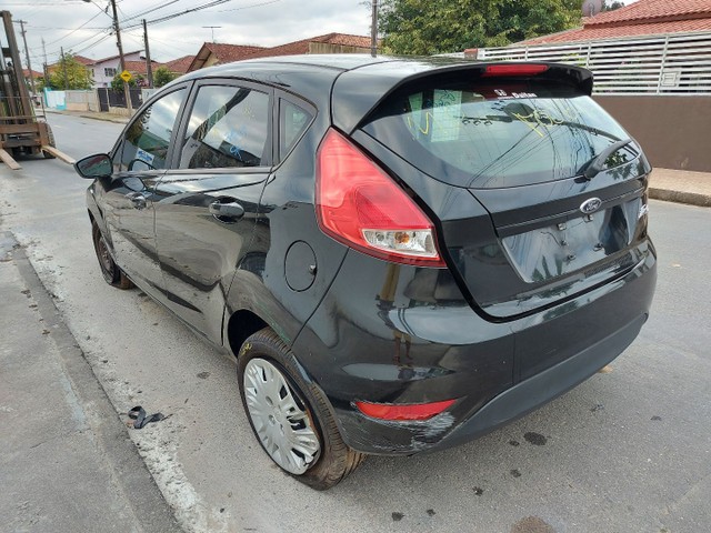 Sucata Ford New Fiesta 1.5 16v 2014 Câmbio Manual Somente Para Venda De Peças  - Foto 4